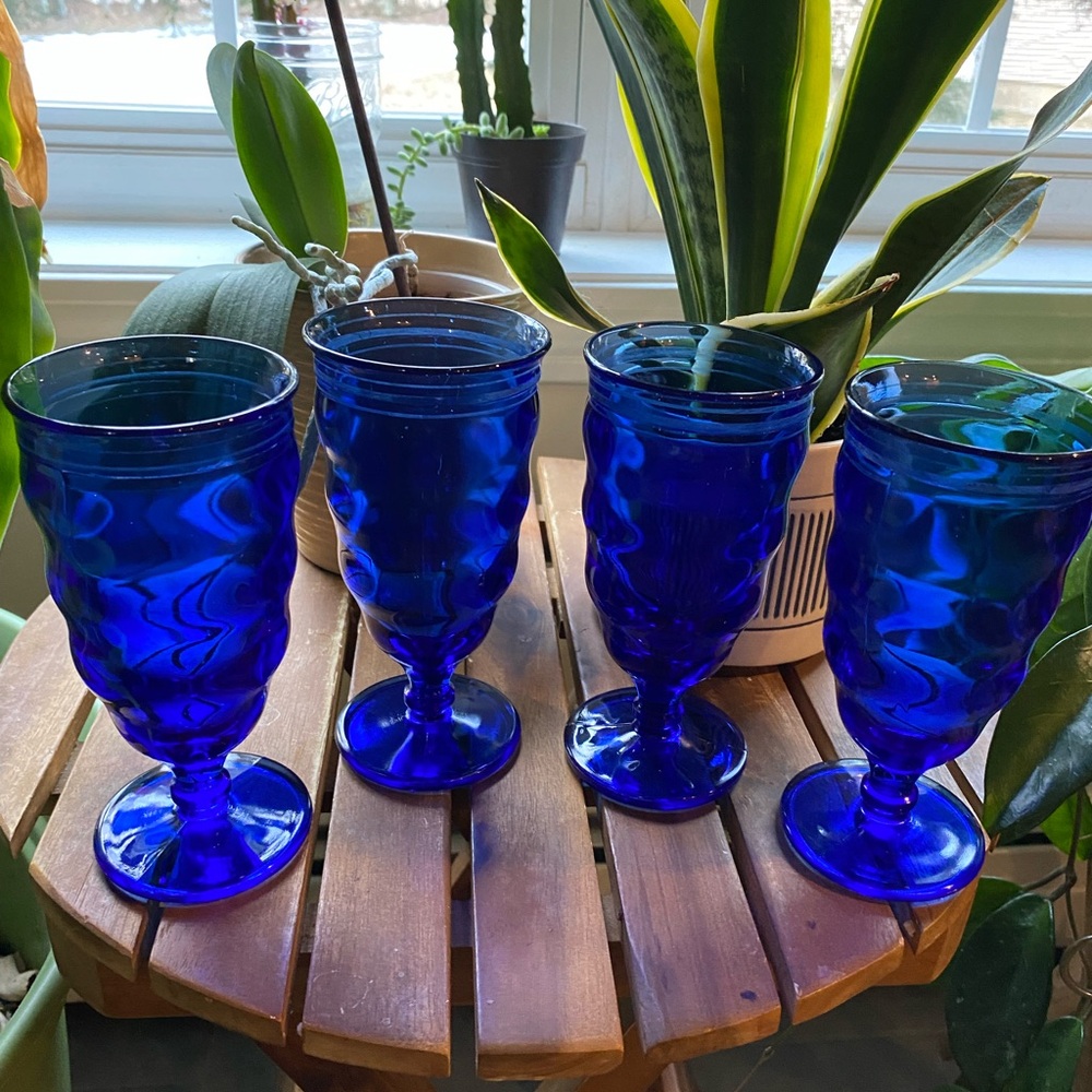 L E Smith Cobalt Blue Vtg Tumblers/Goblets - Set of 4